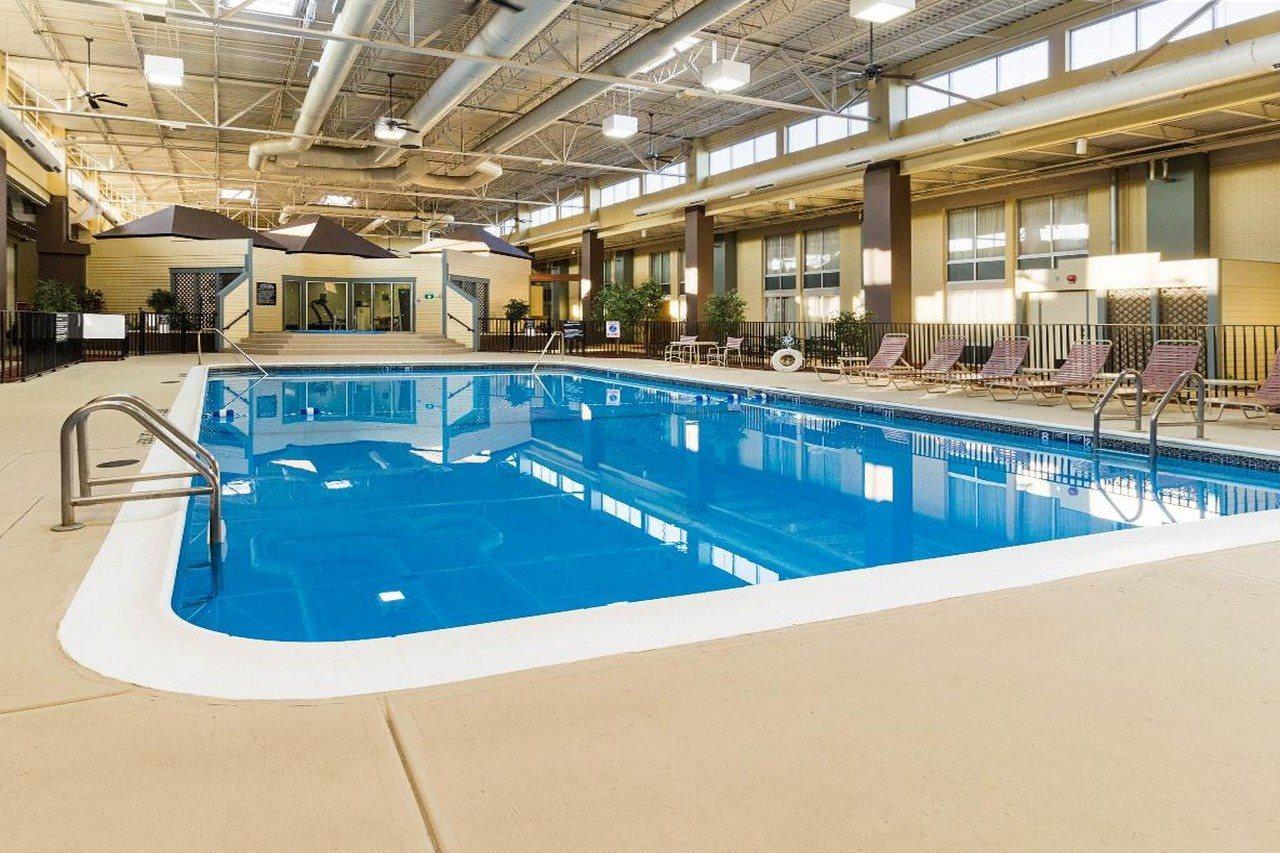 Comfort Inn & Suites Airport シラキュース エクステリア 写真