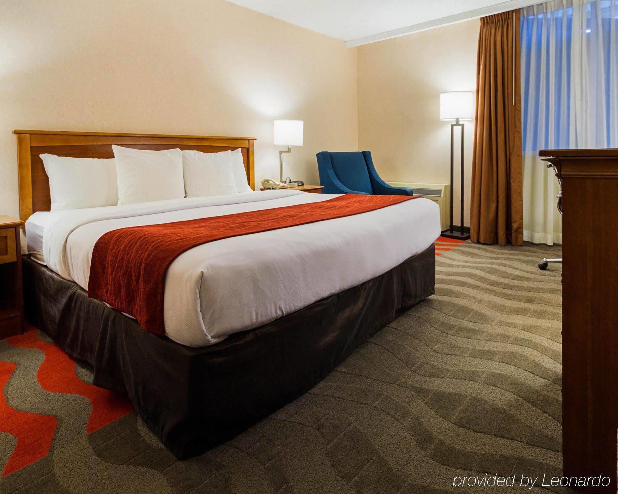 Comfort Inn & Suites Airport シラキュース エクステリア 写真